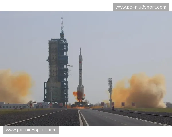 苍穹之战：当航天城的烈焰火种，撞上亚特兰大的掠食之鹰